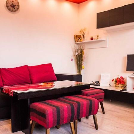 Red House Apartment Veliko Tarnovo Luaran gambar