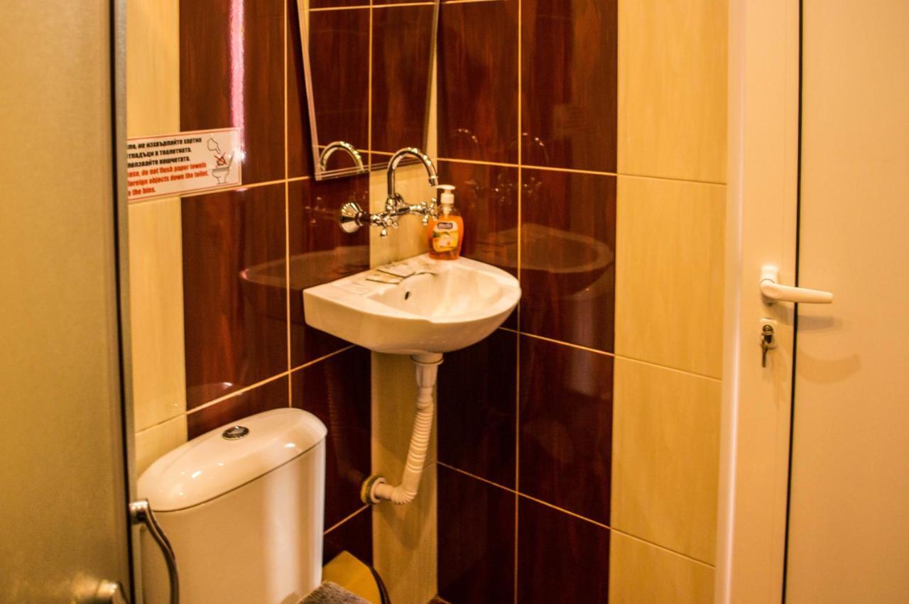 Red House Apartment Veliko Tarnovo Luaran gambar