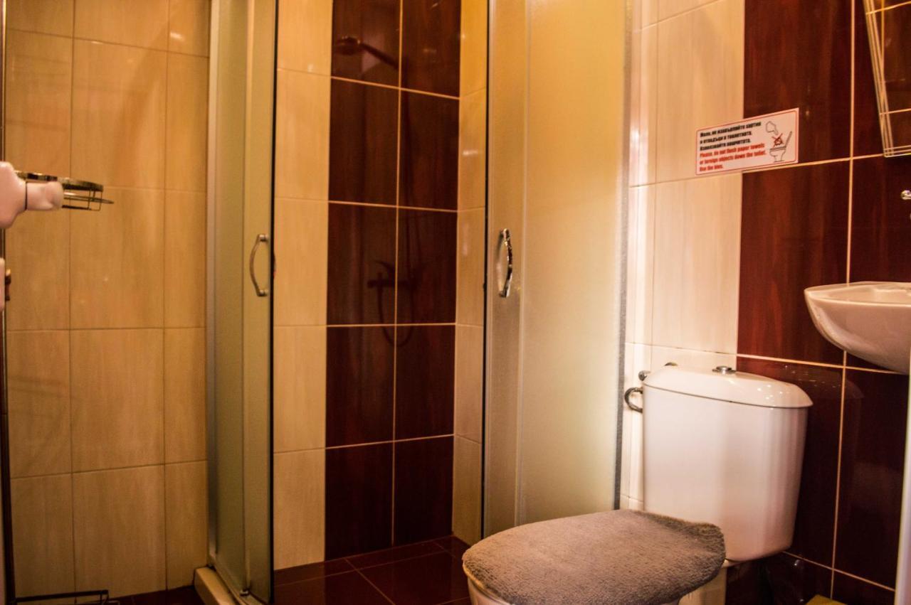 Red House Apartment Veliko Tarnovo Luaran gambar